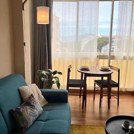 Apartment 35m2 Sur Le Port D'hyeres - 3 Etoiles Hyeres